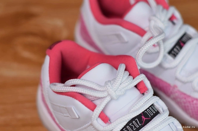 Rep WMNS AH7860-106 Pink Jordan Air Snakeskin 11 Low 0803